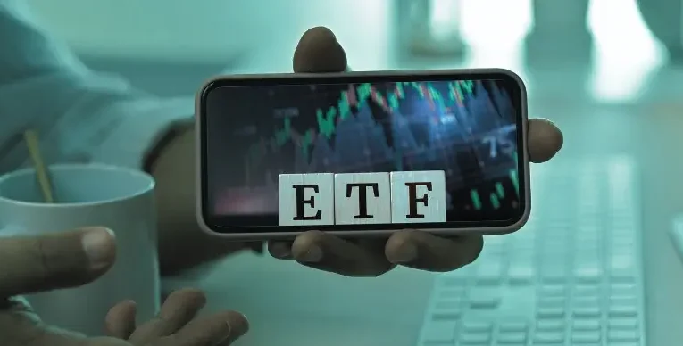 SEC Tunda Keputusan tentang ETF ETH untuk BlackRock dan Bitwise