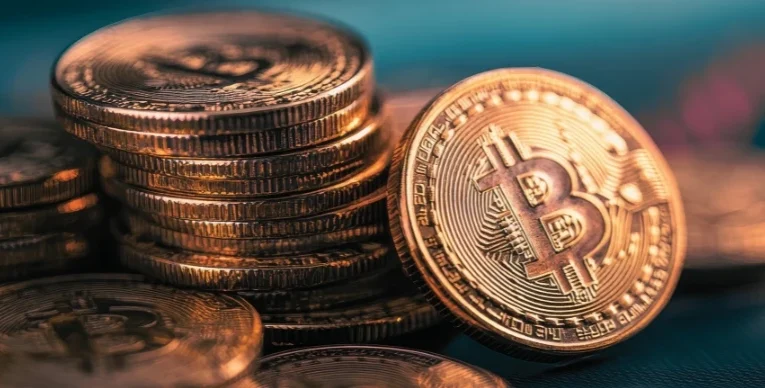 Harga Bitcoin Dangle pada 200D EMA: Beruang Goal $ 76K